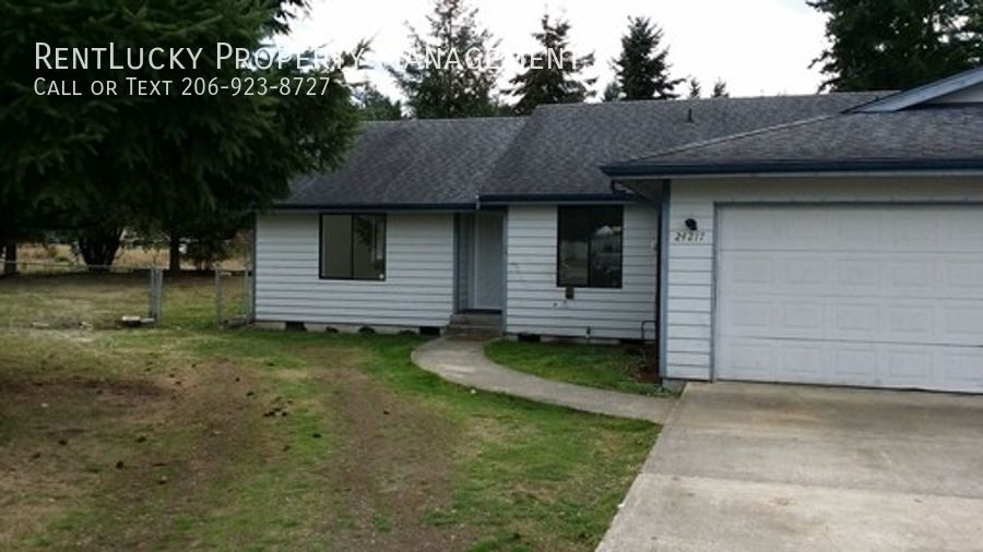 Foto principal - Great 3 Bedroom Duplex with Attached Garag...