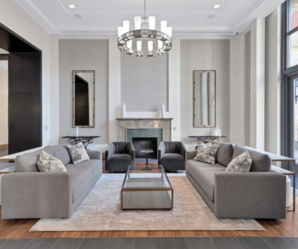 Foto principal - 1321 S Elm St