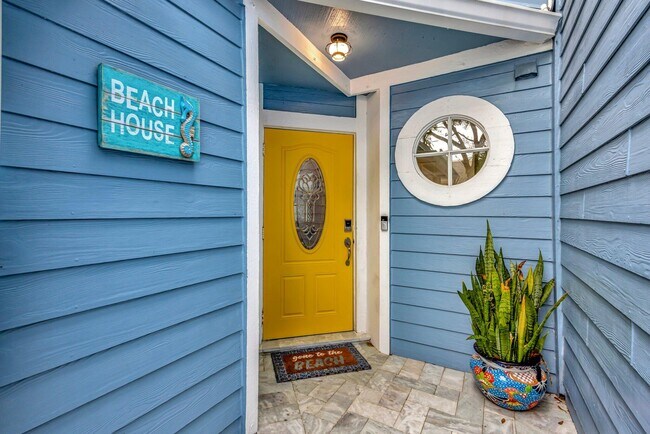 Building Photo - 120 Ocean Dunes Cir