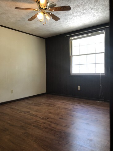 Habitaciones - Pinewood Court Apartments