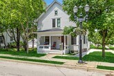 Foto principal - 302 W Main St
