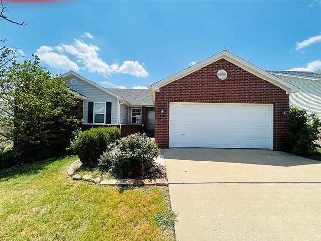Building Photo - 47 Valley View Cir