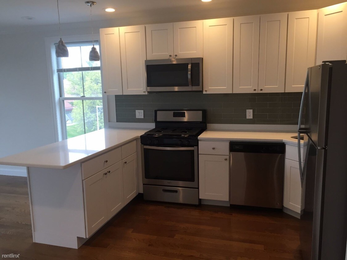 Foto principal - 2747 Washington St