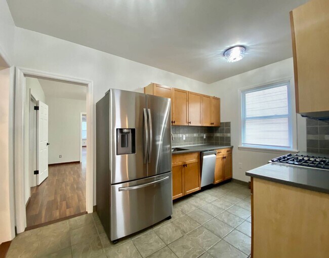 Building Photo - 78-48 85th St