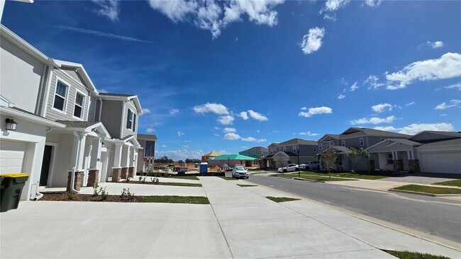 Foto del edificio - 2664 Armstrong Ave