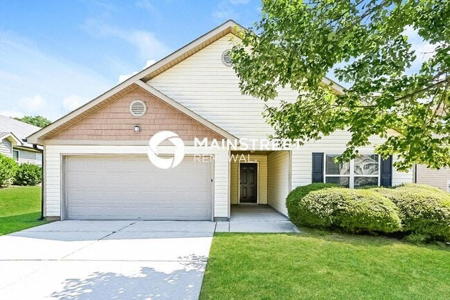3 Bedroom Pet-Friendly Home in MORROW, GA with Main Street Renewal - 3 Bedroom Pet-Friendly Home in MORROW, GA with Main Street Renewal