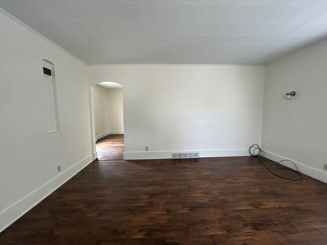 Foto del edificio - Single Family Home with Spacious Back Yard
