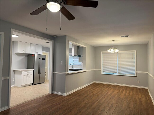 Foto del edificio - 501 Wilmington Dr