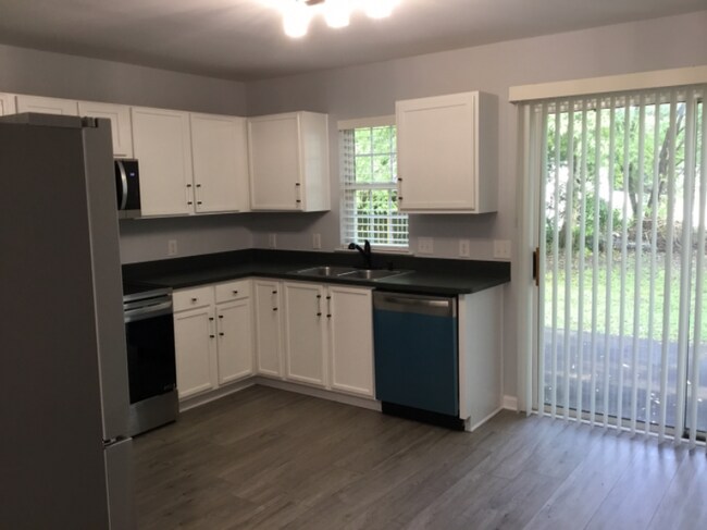 Foto del edificio - 1609 Tate Rd