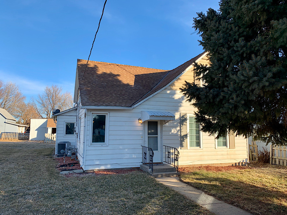 Foto principal - 120 E 5th St