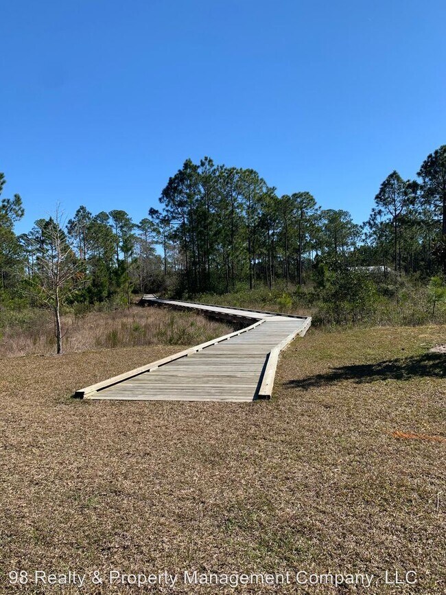Building Photo - 3 br, 2.5 bath House - 146 Crossing Lane C