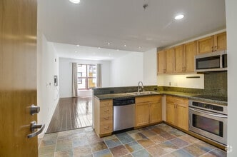 Building Photo - 1150 J St