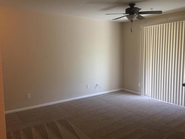 Foto del edificio - Private Condo Near UCRiverside