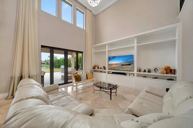 Foto del edificio - 10302 Sweet Bay Manor