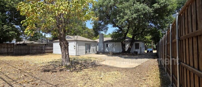 Building Photo - 7303 Bucknell Dr