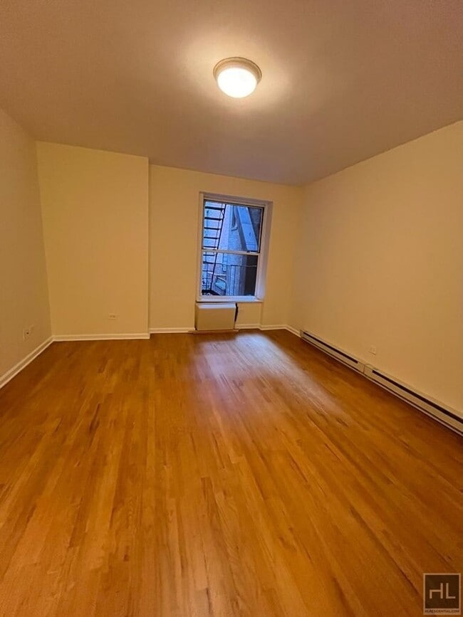 Building Photo - WEST 73 STREET