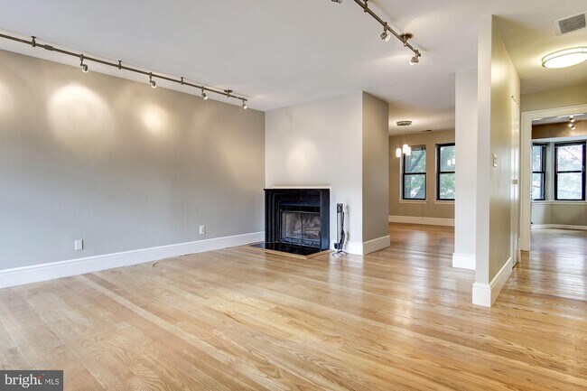 Foto del edificio - 1325 13th St NW