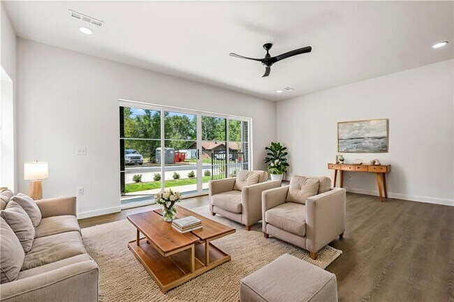 Foto del edificio - 947 SE 10th St