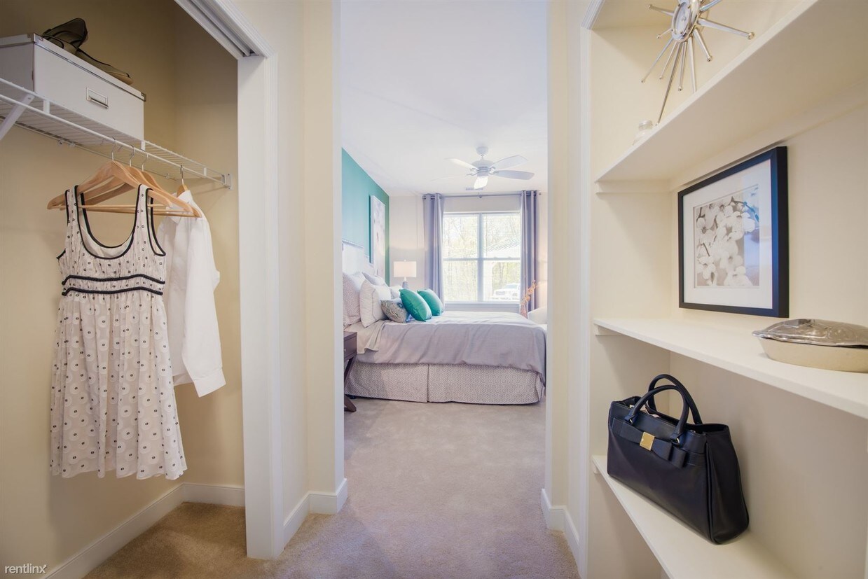 Foto principal - 10400 Odonnell Pl