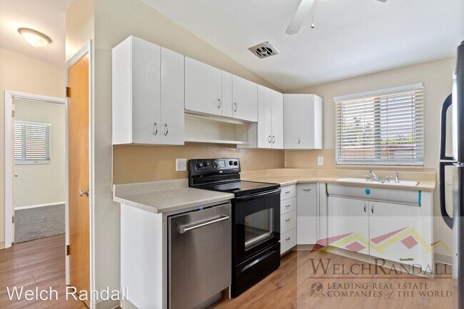 Building Photo - 2 br, 1 bath House - 5320 South 2100 West