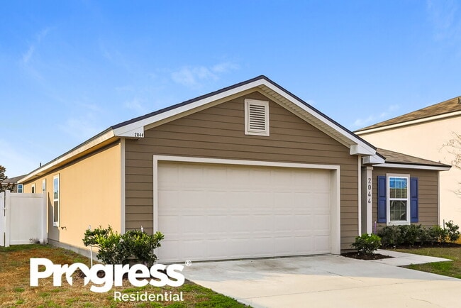 Building Photo - 2044 Pebble Point Dr