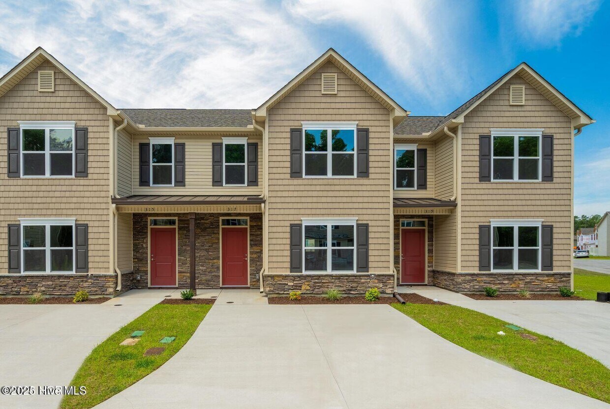 Foto principal - 317 Glenellen Loop Rd