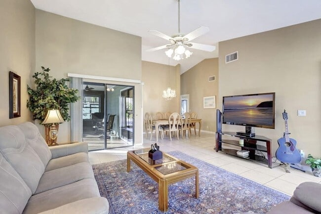 Foto del edificio - 602 Lakewood Dr