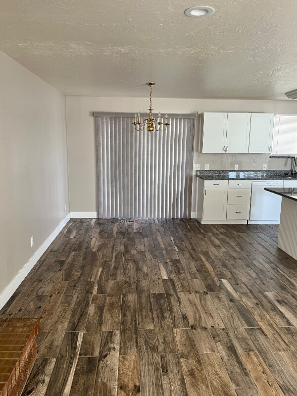 Building Photo - 10428 S 2775 W