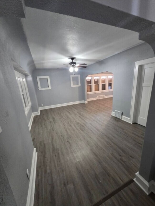 Foto del edificio - 1649 N 29th St