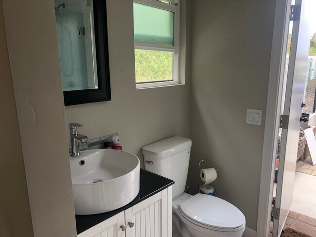 Building Photo - 1104 Santa Rufina Ct