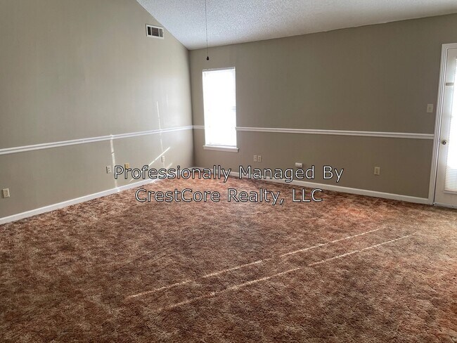 Building Photo - 1406 Mathis Rd