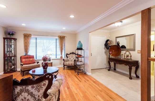 Foto del edificio - 3053 Ferndale Ct