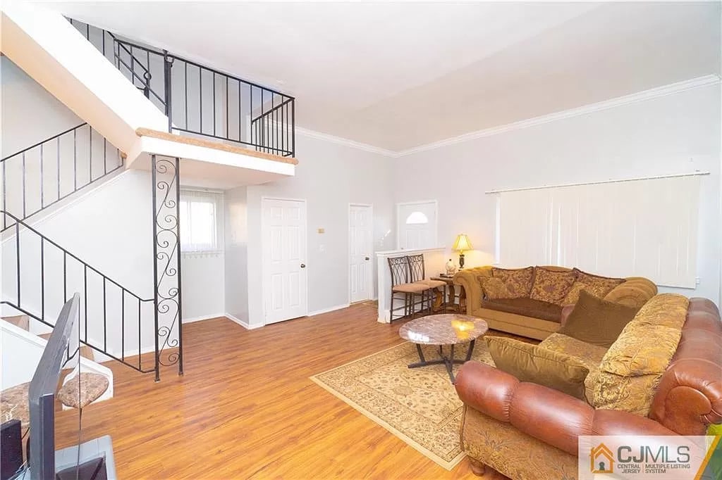 6 Lake Ave, East Brunswick, NJ 08816 Condo for Rent in East Brunswick