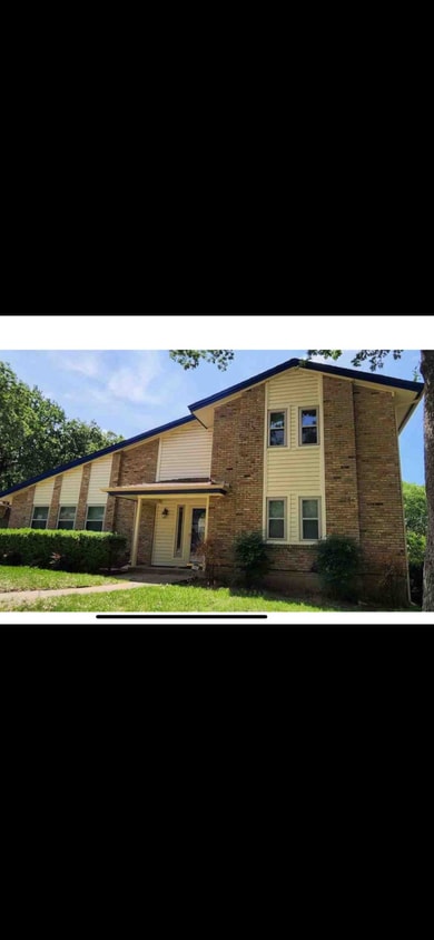 Front of house - 6736 Starnes Rd (North Richland Hills, TX)