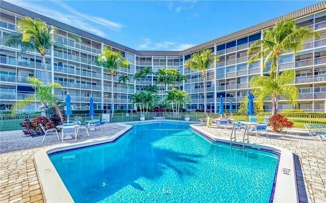 Foto del edificio - 400 N Federal Hwy