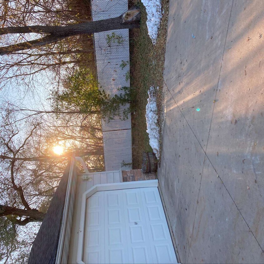 Primary Photo - 253 24th St NW