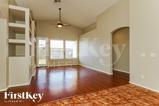 Building Photo - 14135 W Riviera Dr