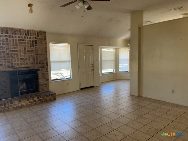 Building Photo - 4405 Greenlee Dr