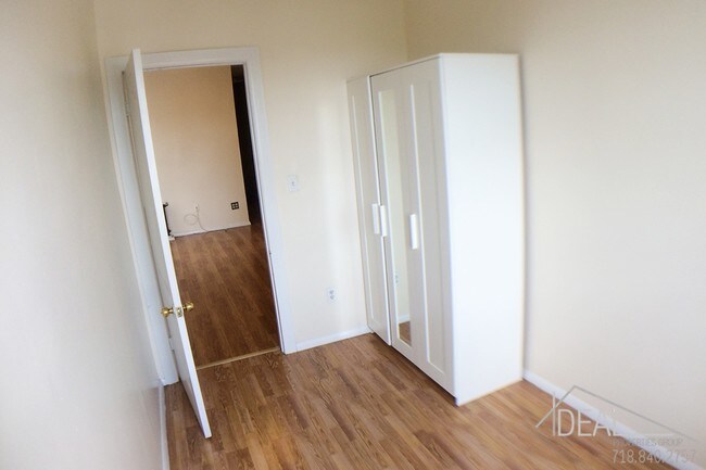 Foto del edificio - 252 South 4th Street #3DR