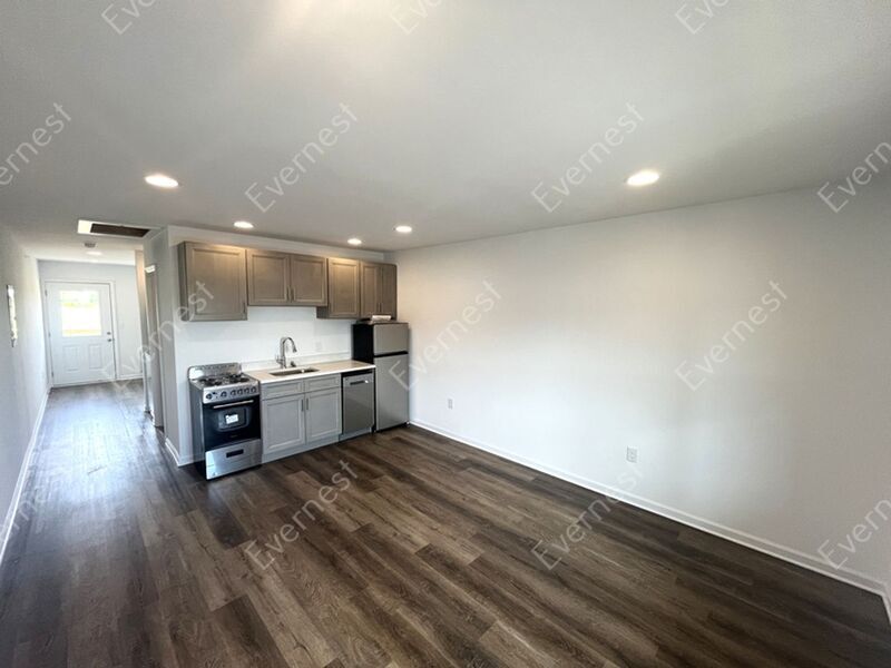 60 Kensley Ln Unit 10, Bridgeport, AL 35740 Condo for Rent in