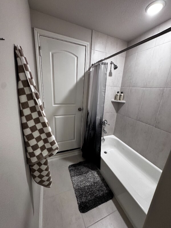 Foto del edificio - 8746 Flounder Rosa Ln