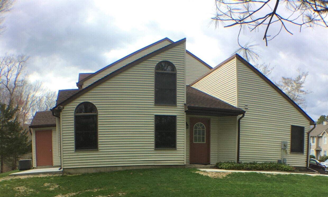 17 Westchester Dr, Little Egg Harbor Township, NJ 08087 Townhome