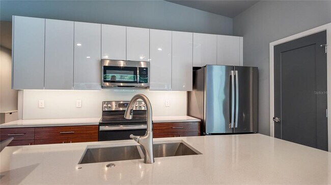 Foto del edificio - 2534 Grandview Ave
