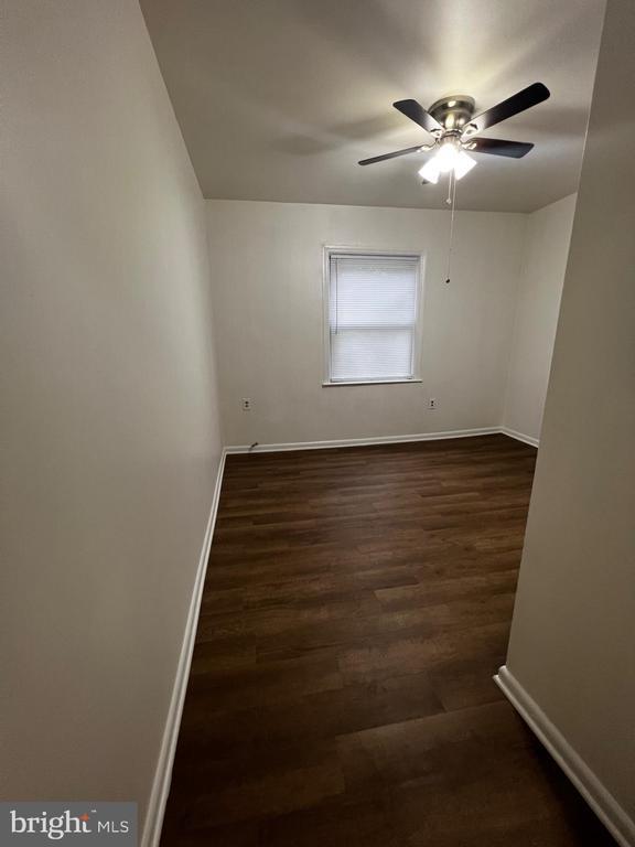 Building Photo - 3822 Fairhaven Ave
