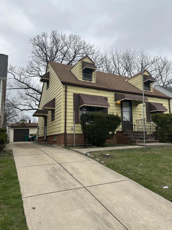 Building Photo - 21419 Raymond St