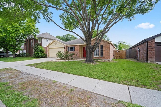 Building Photo - 23418 Summer Pine Dr