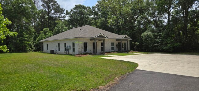 Foto del edificio - 20900 Liberty Ln