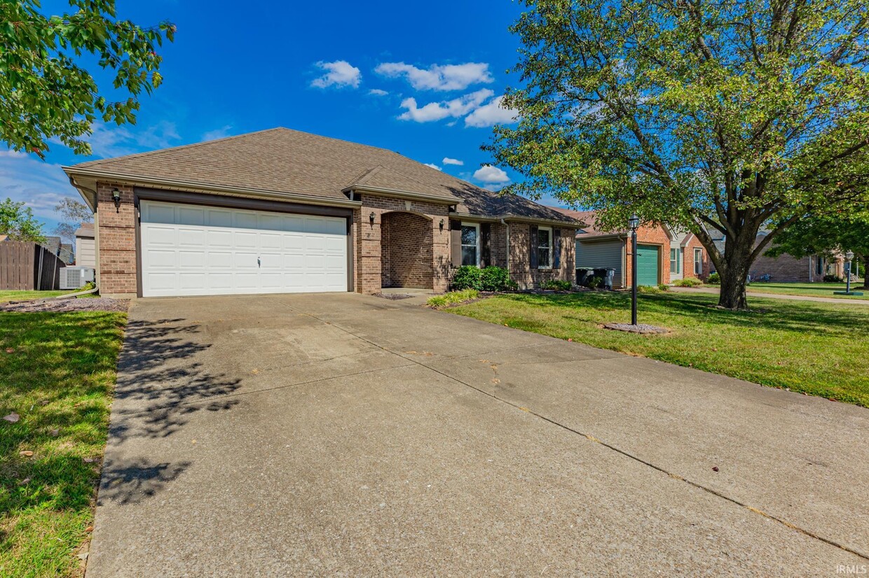 Foto principal - 3900 Deer Trail