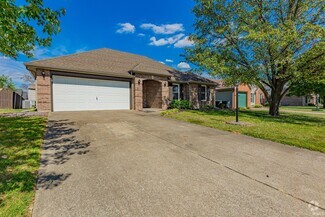 Building Photo - 3900 Deer Trail