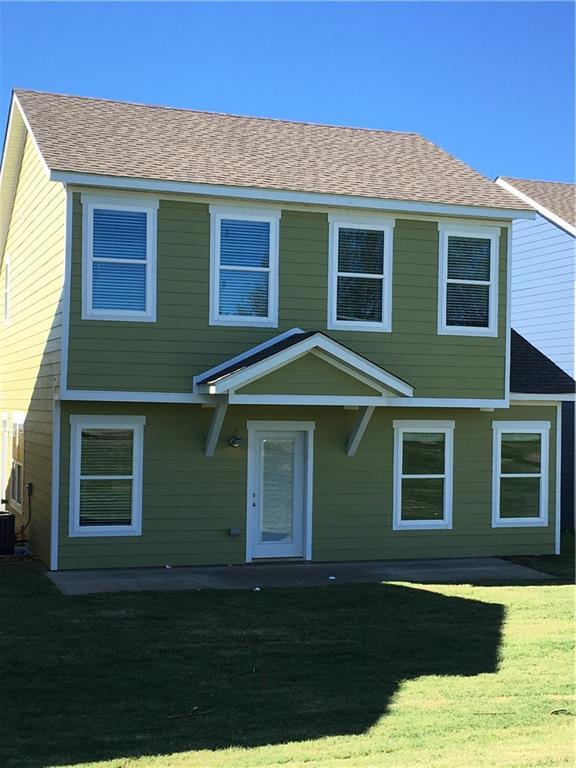 Foto principal - 1665 N Izard Ln